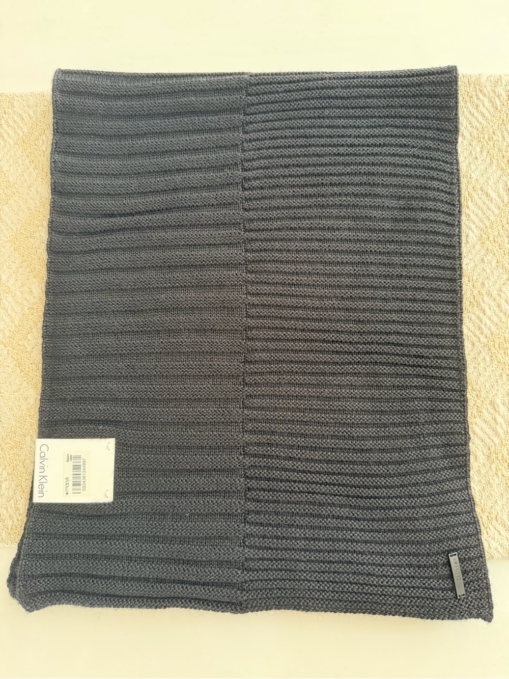 Calvin Klein NWT Unisex Black Wool Blend Knit Muffler Scarf
